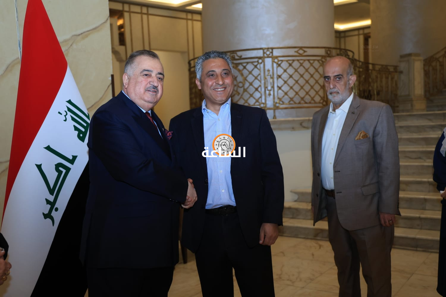 Madar Al-Saa Images 0.44235299871559897