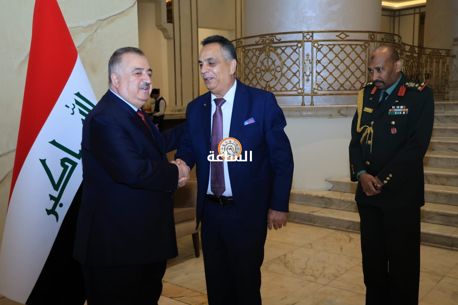 Madar Al-Saa Images 0.4859031082769565