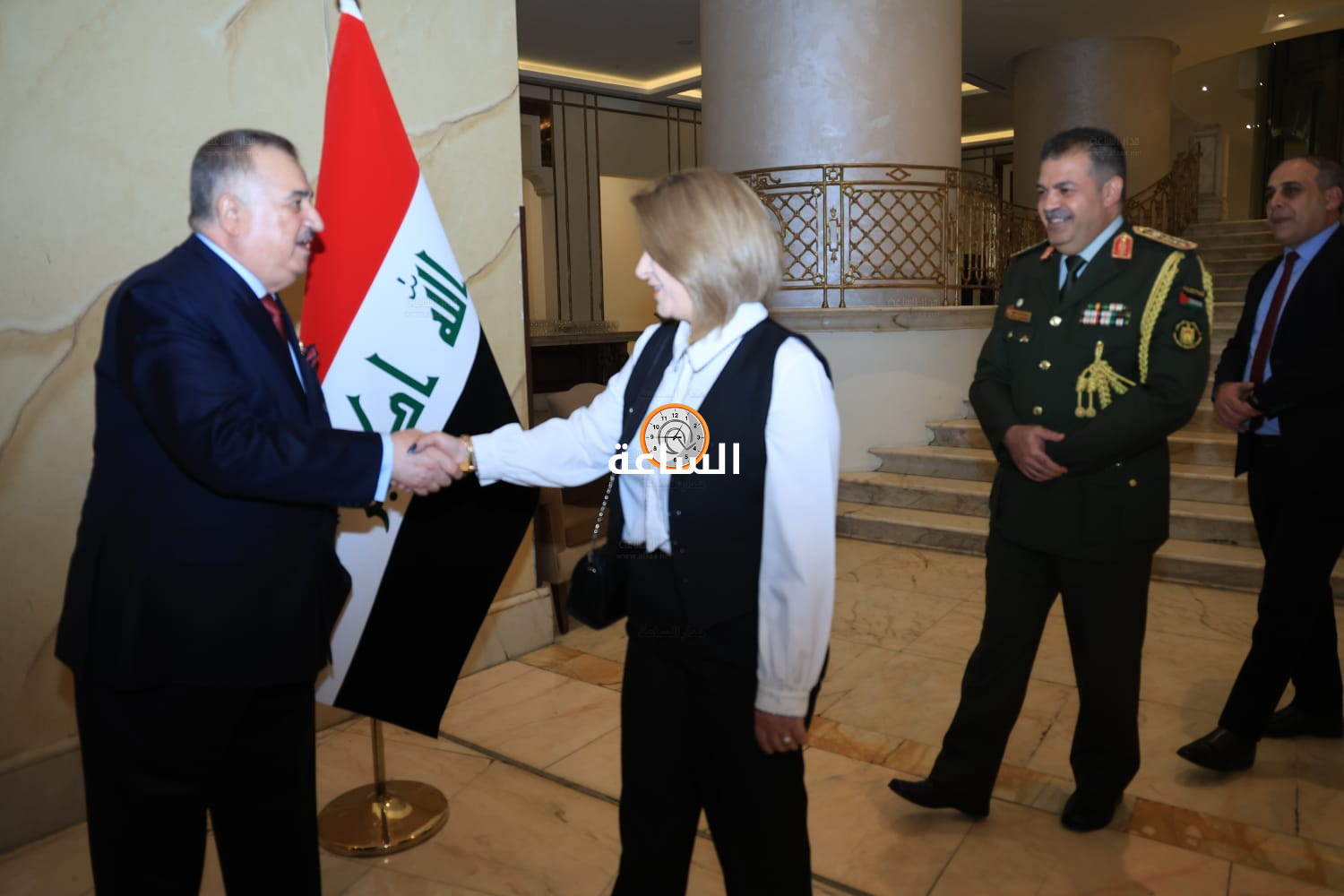 Madar Al-Saa Images 0.8200271208410278