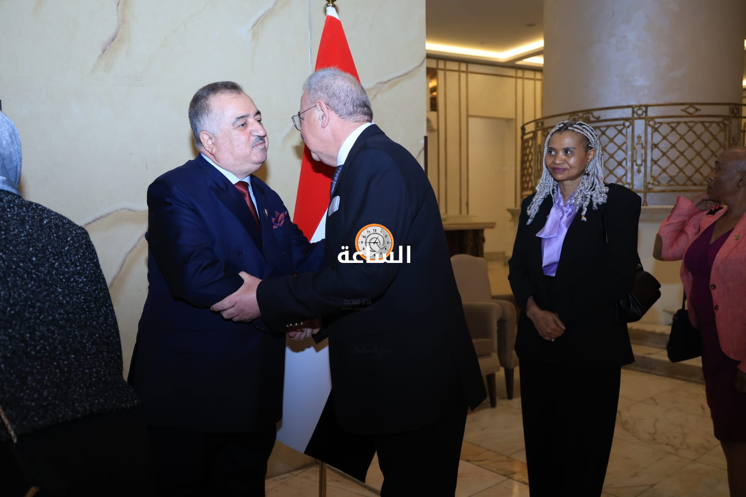 Madar Al-Saa Images 0.8383273524409384