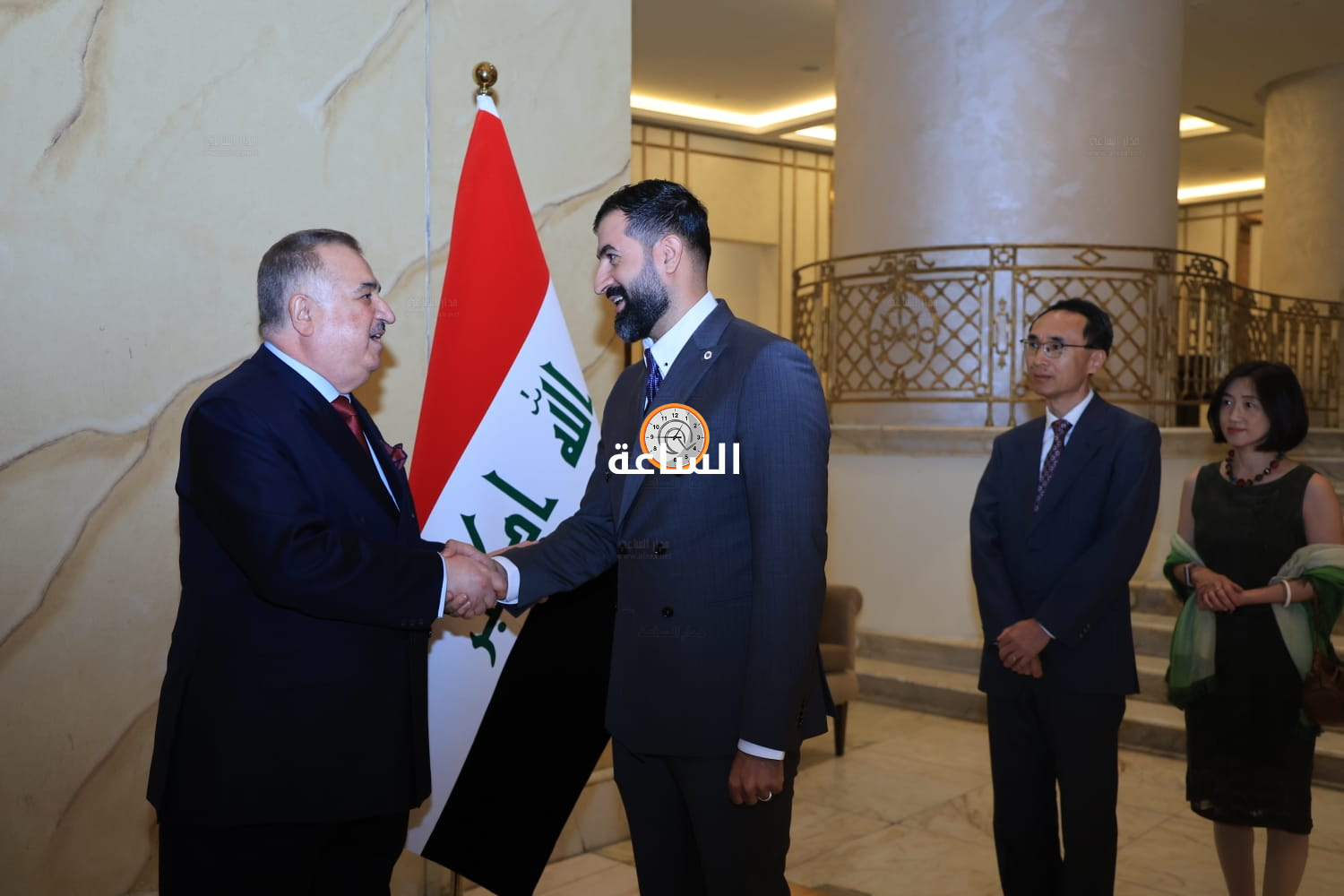 Madar Al-Saa Images 0.27545581156190424