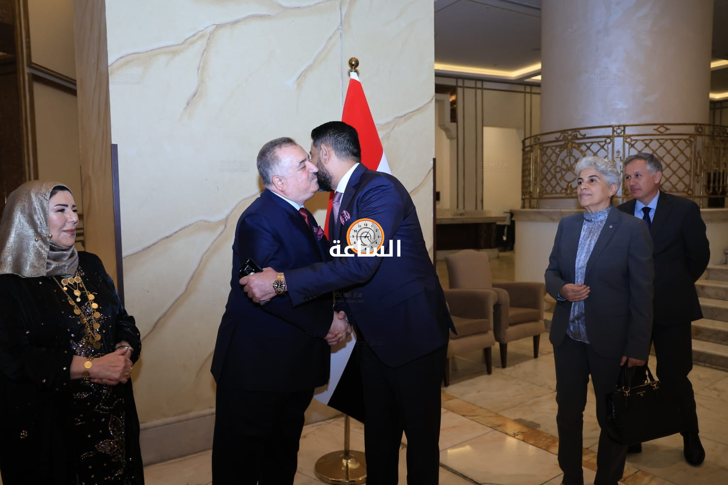 Madar Al-Saa Images 0.41433456396317137