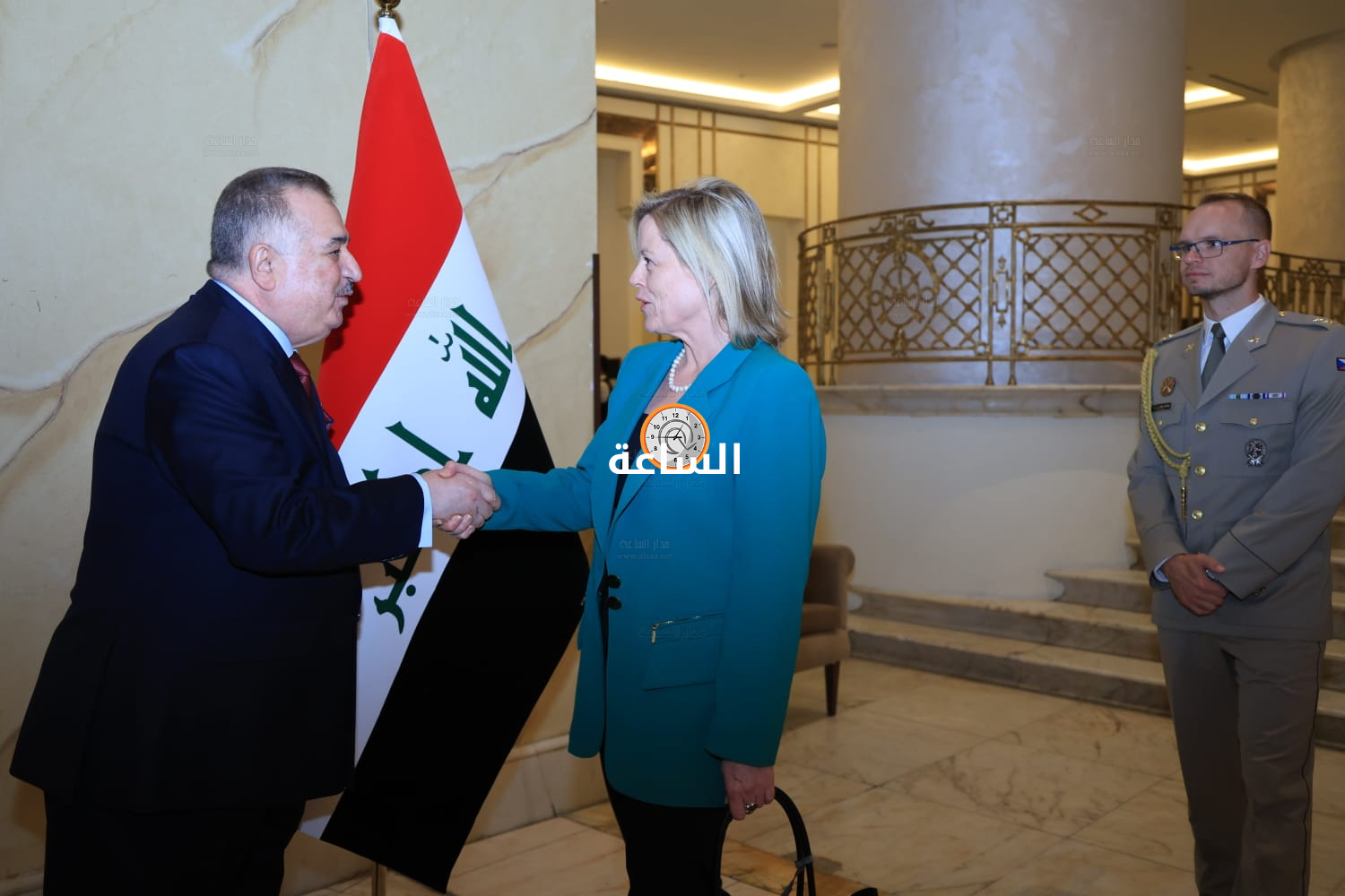 Madar Al-Saa Images 0.3844931801855296