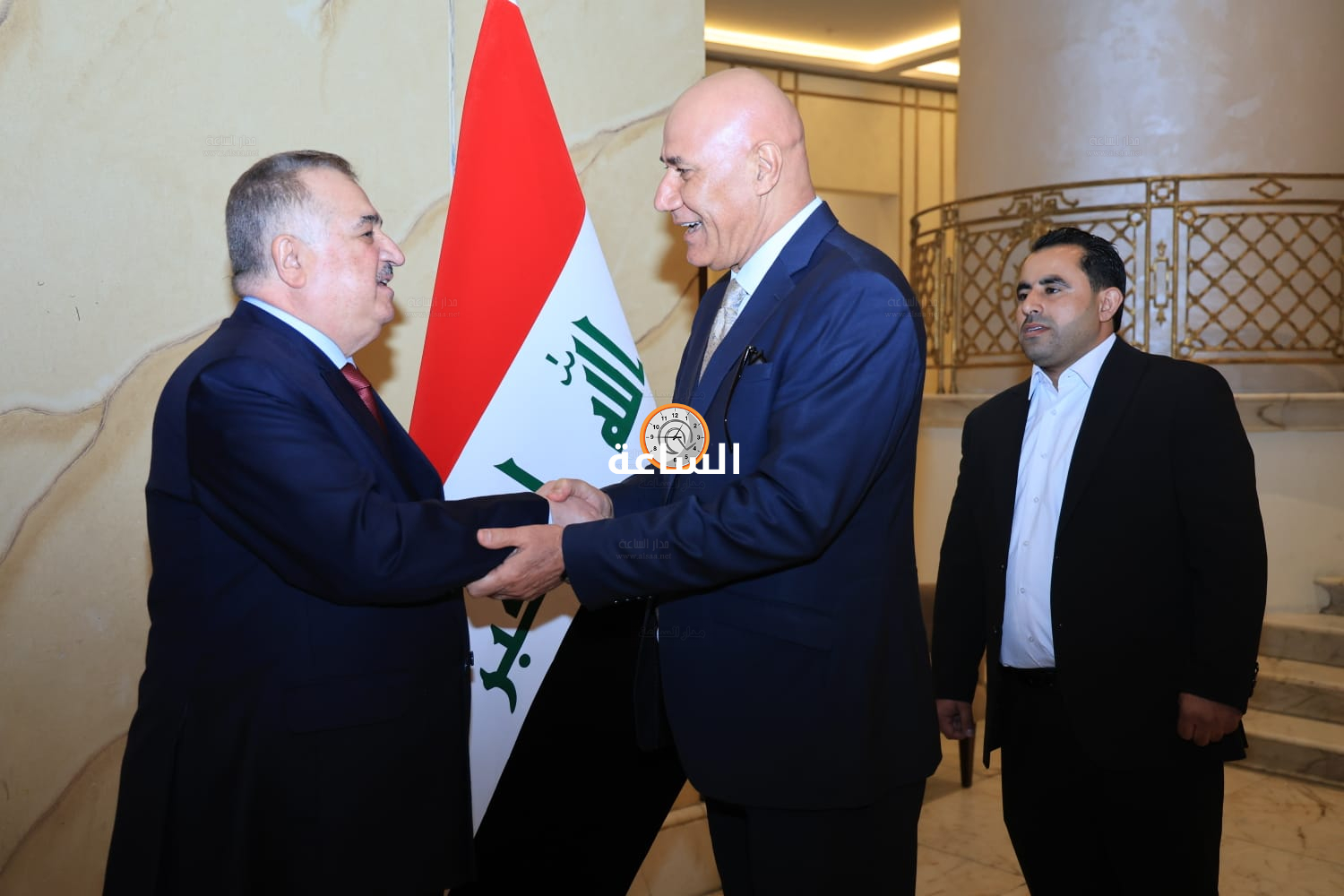 Madar Al-Saa Images 0.48119704796684326