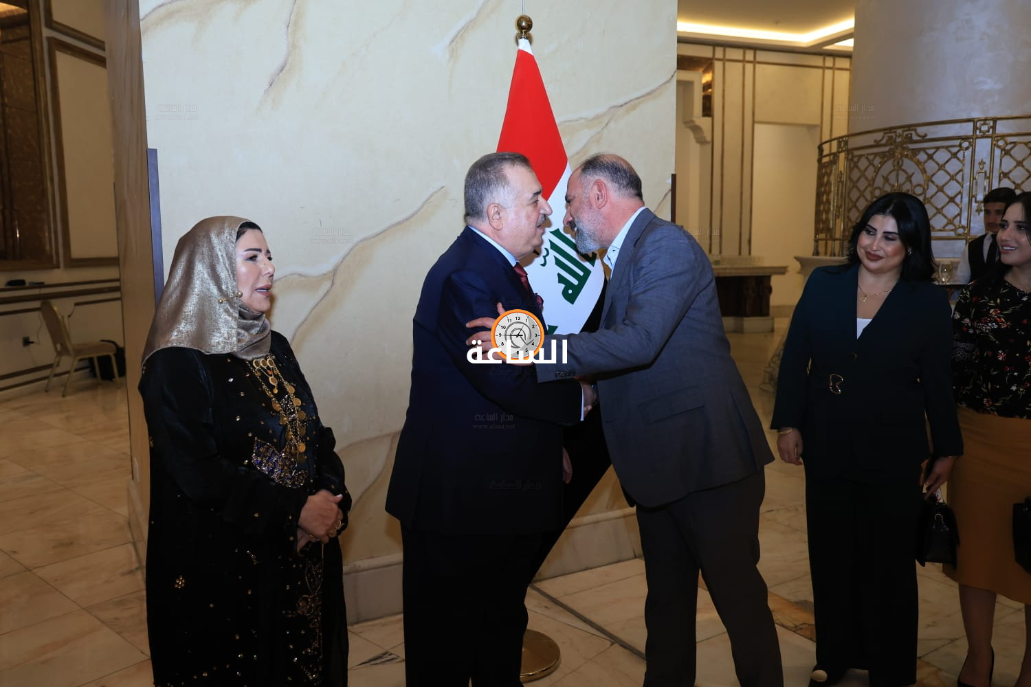 Madar Al-Saa Images 0.9367621659545392