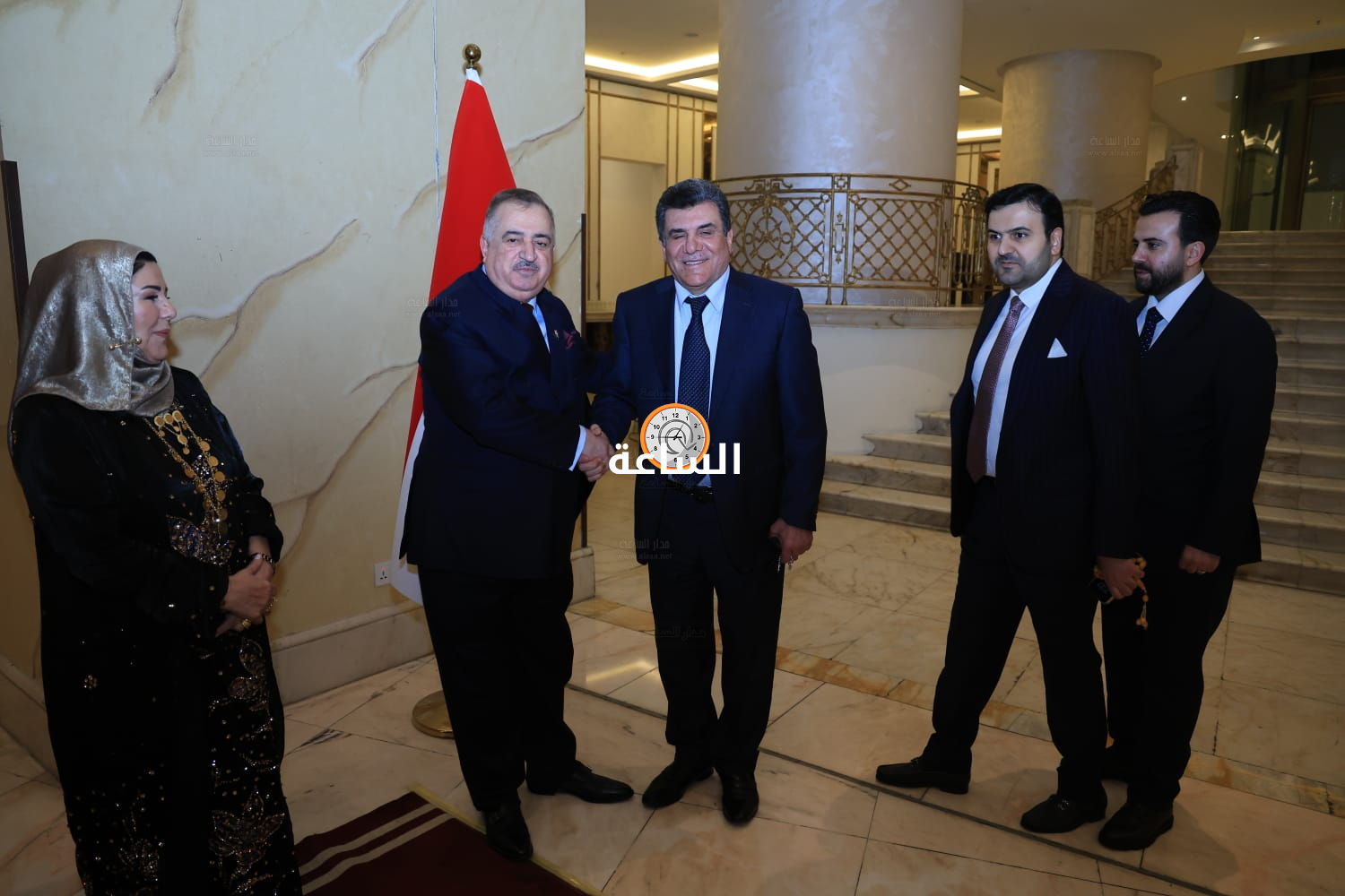 Madar Al-Saa Images 0.11265278771523624