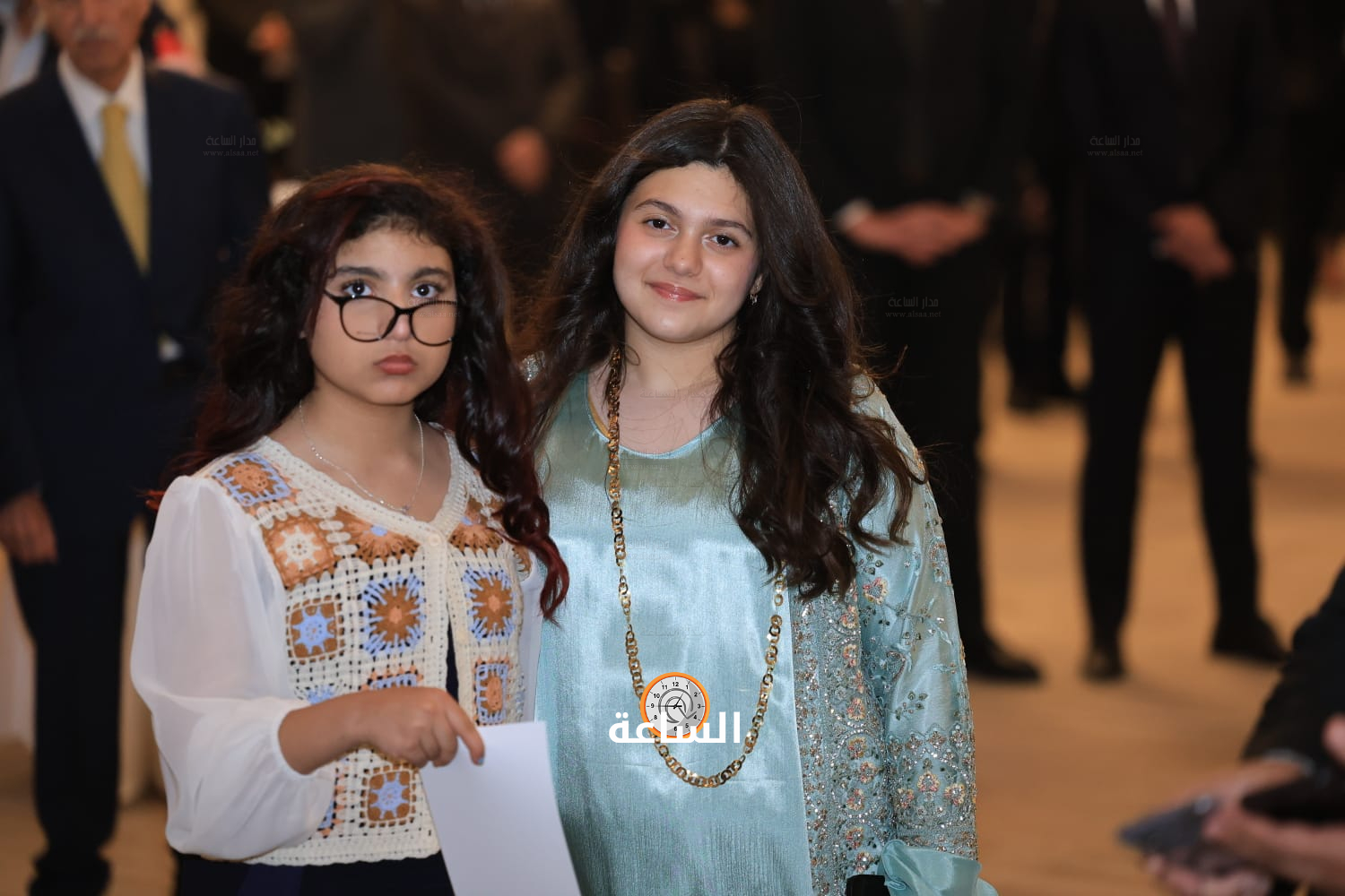 Madar Al-Saa Images 0.1919510456078234