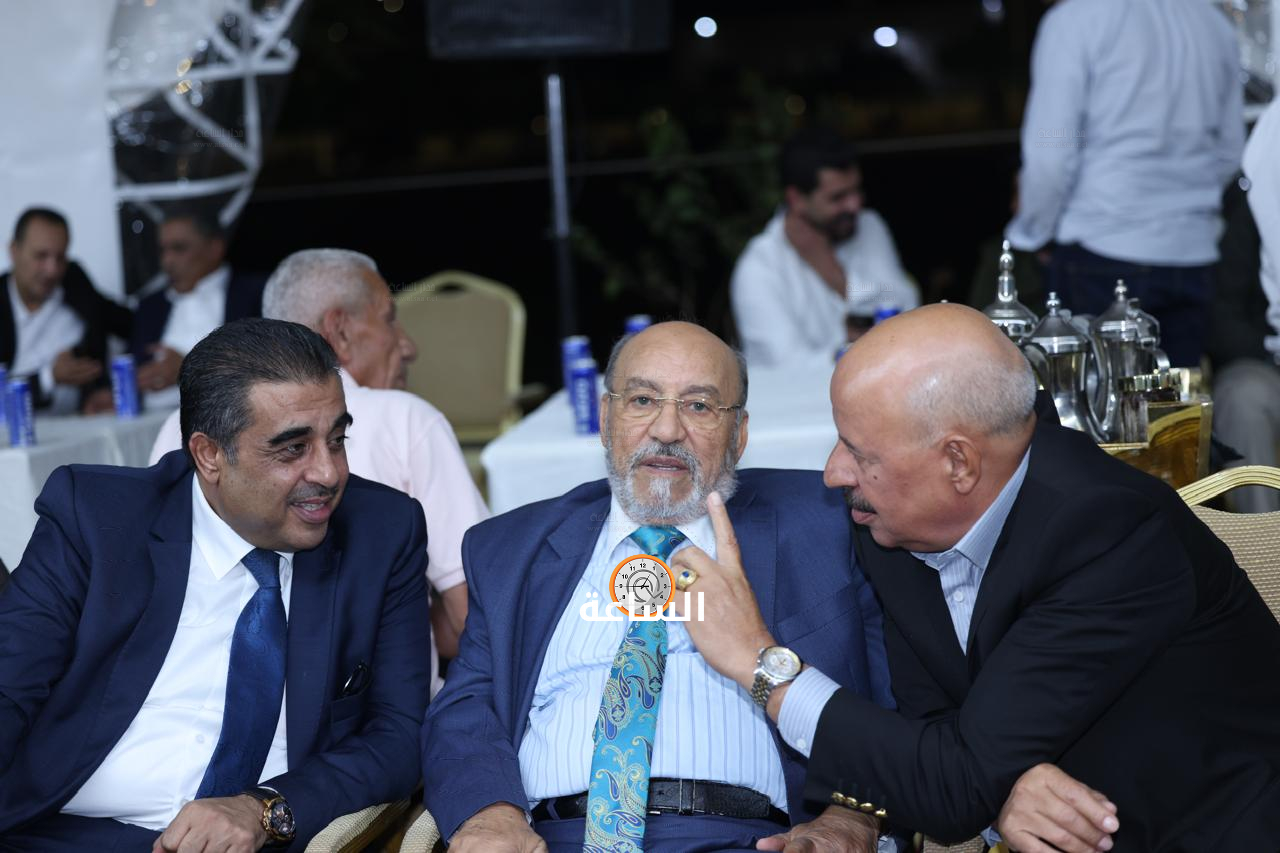 Madar Al-Saa Images 0.46771841674814096