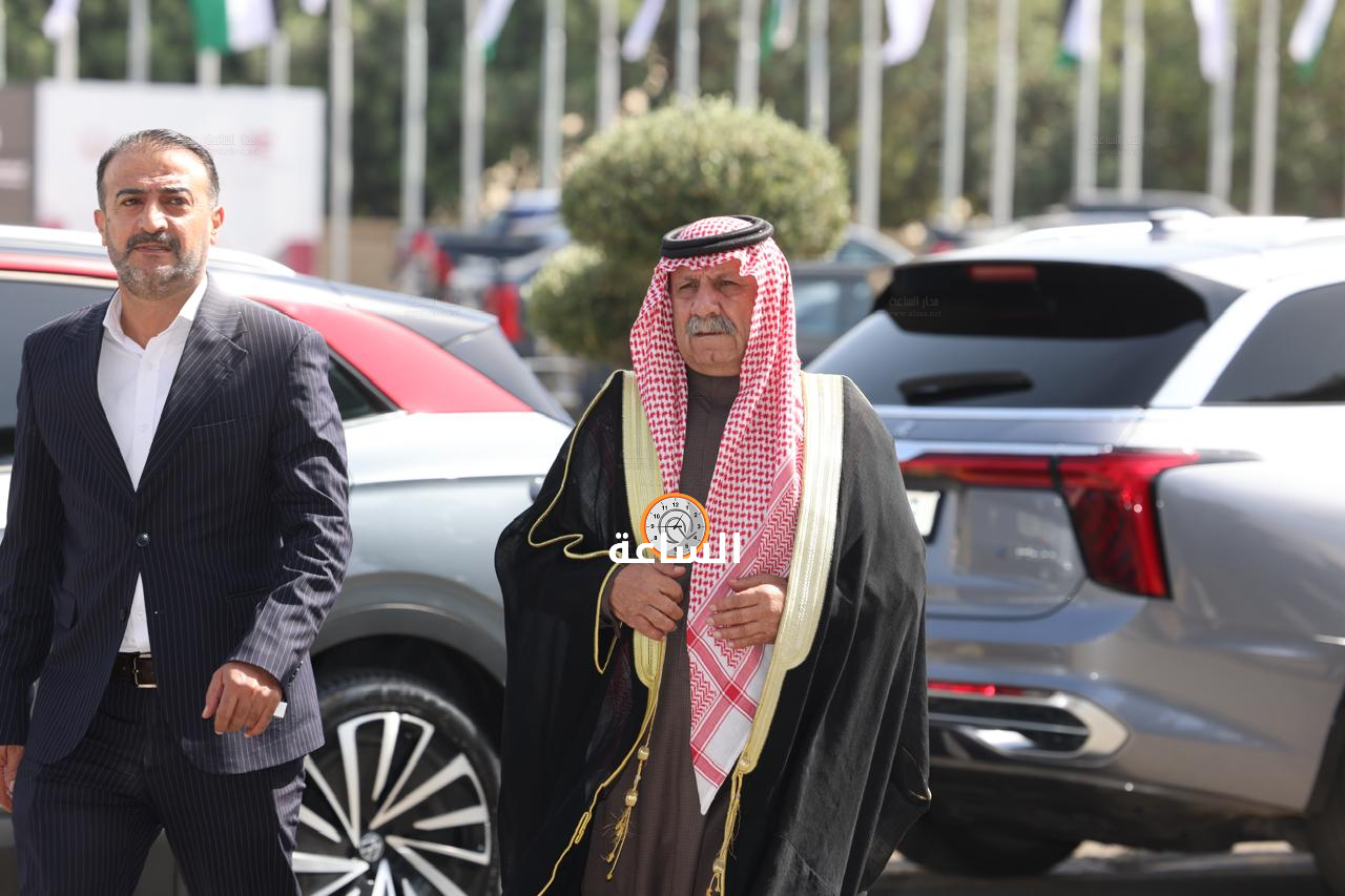 Madar Al-Saa Images 0.43369218430691936
