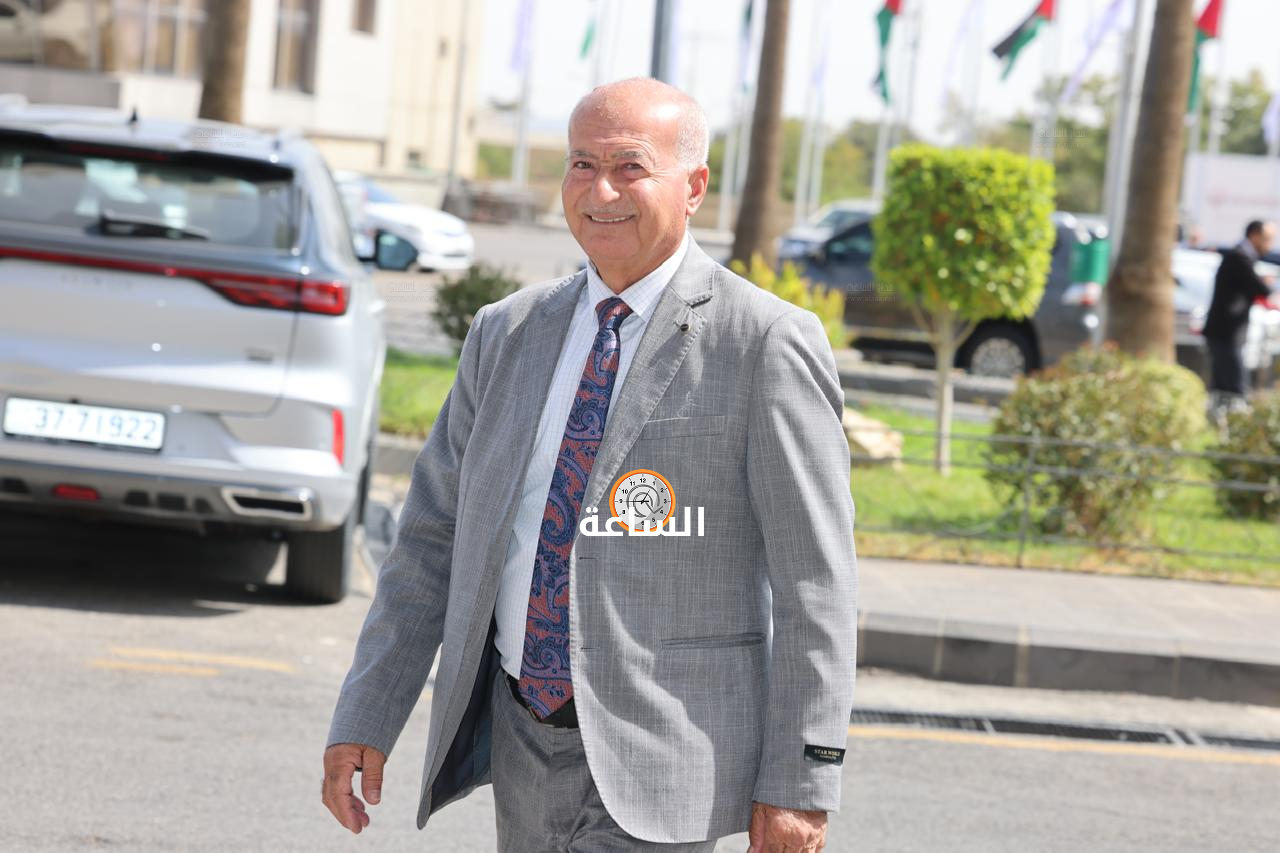 Madar Al-Saa Images 0.2655187793385996