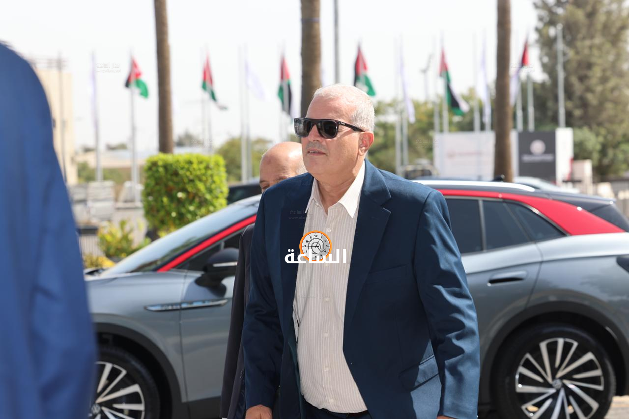 Madar Al-Saa Images 0.9197224314233676
