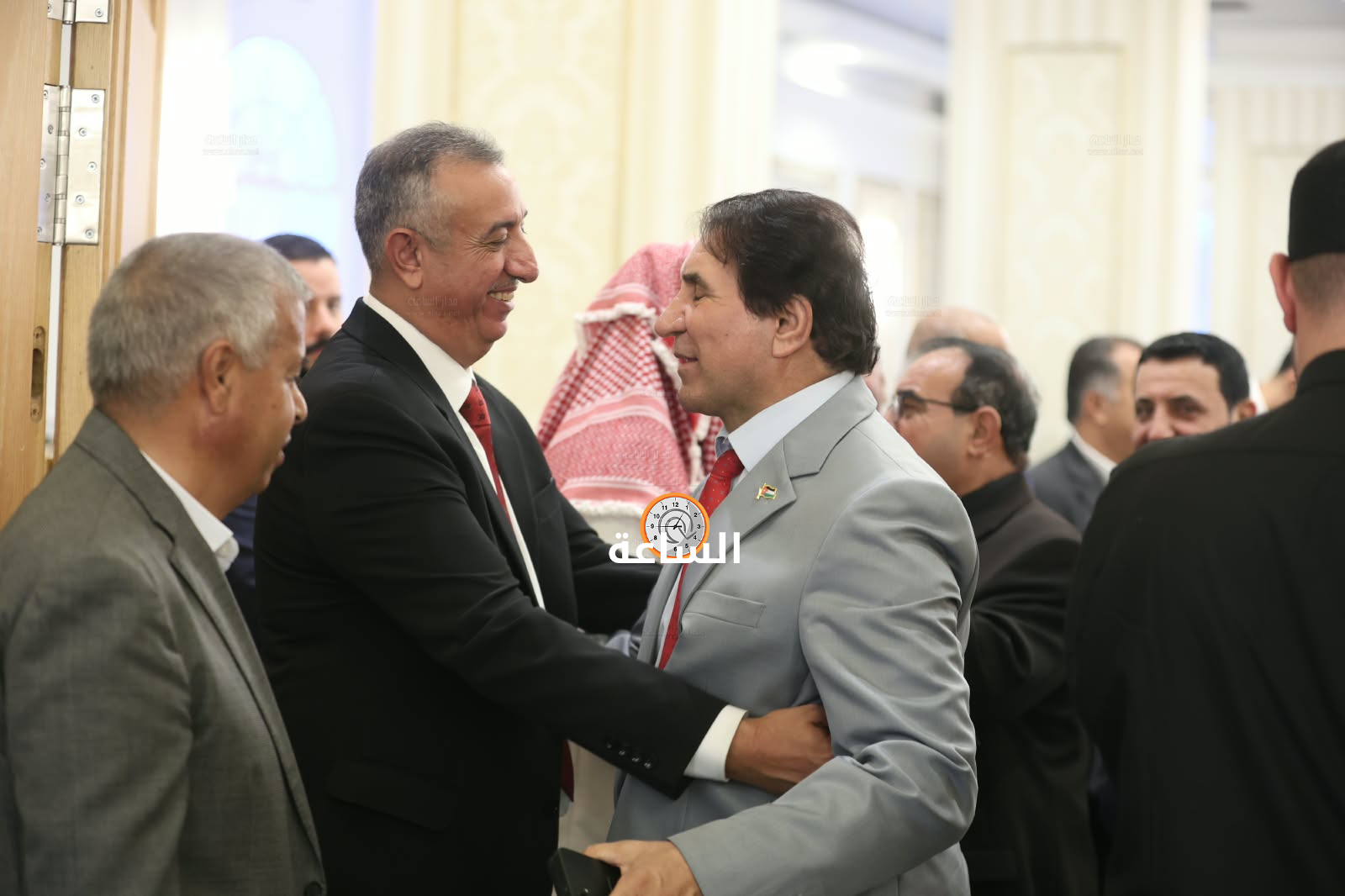 Madar Al-Saa Images 0.6571588420244955