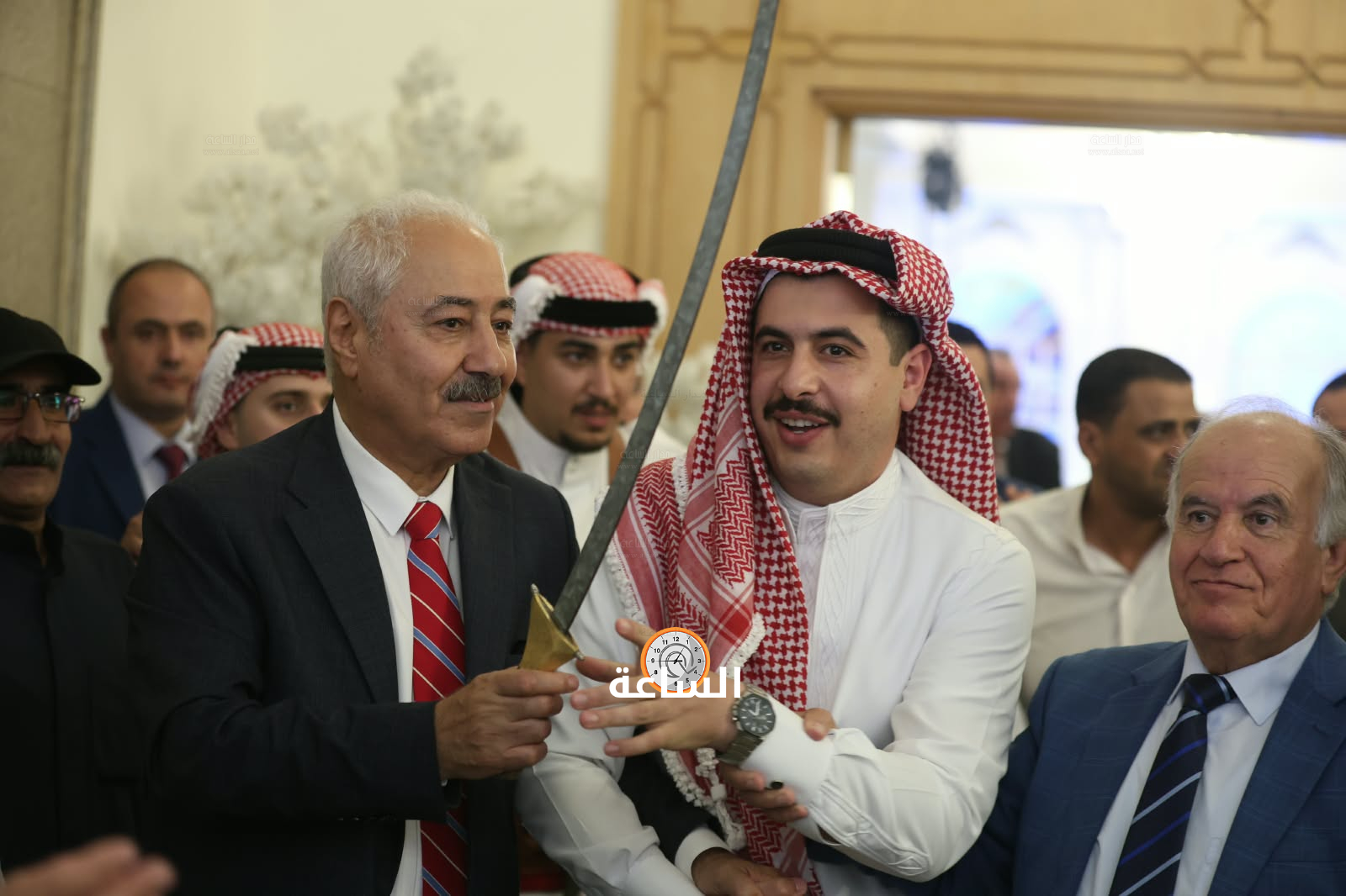 Madar Al-Saa Images 0.8188119377778152