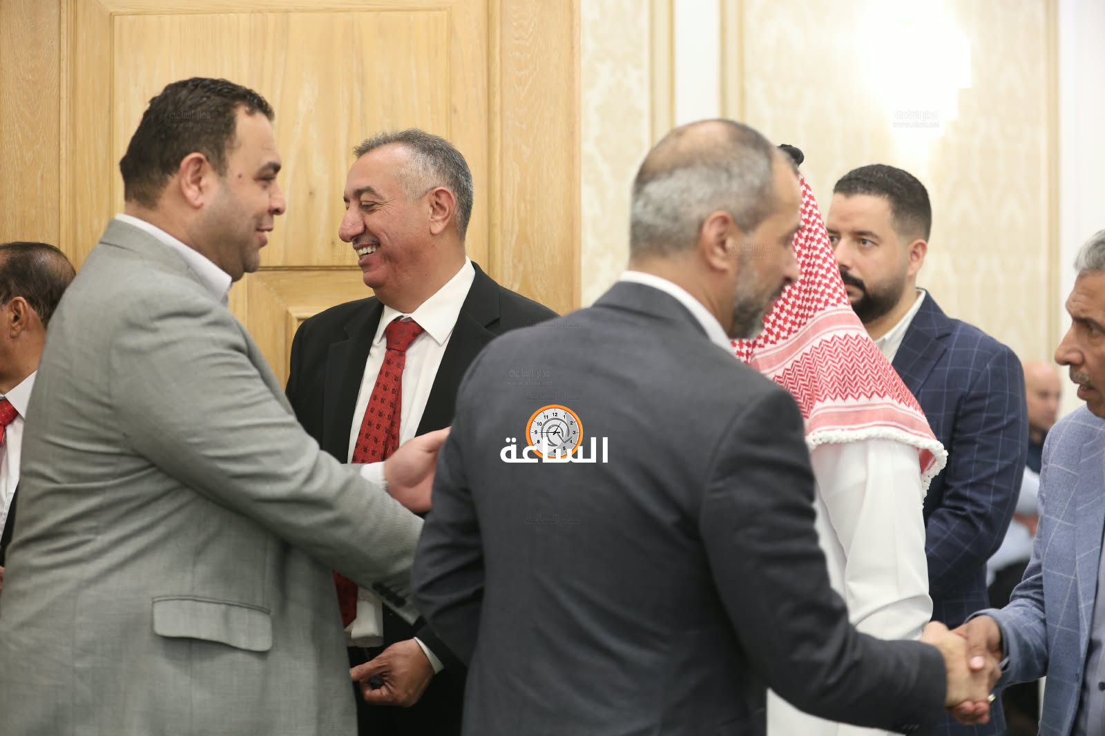 Madar Al-Saa Images 0.5857040021141894