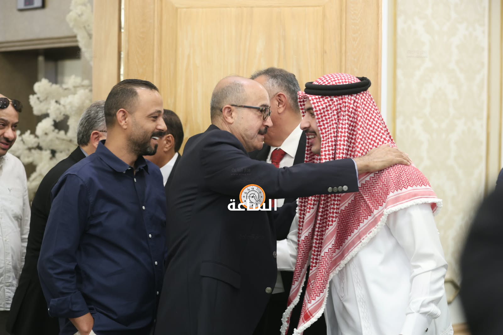 Madar Al-Saa Images 0.4159194051756011