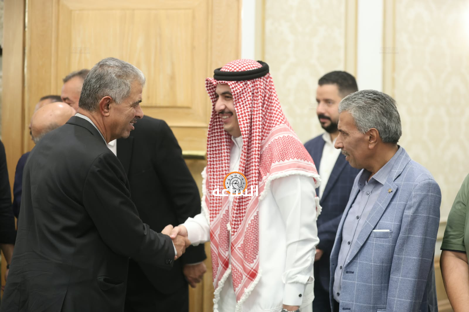 Madar Al-Saa Images 0.18669823740013614