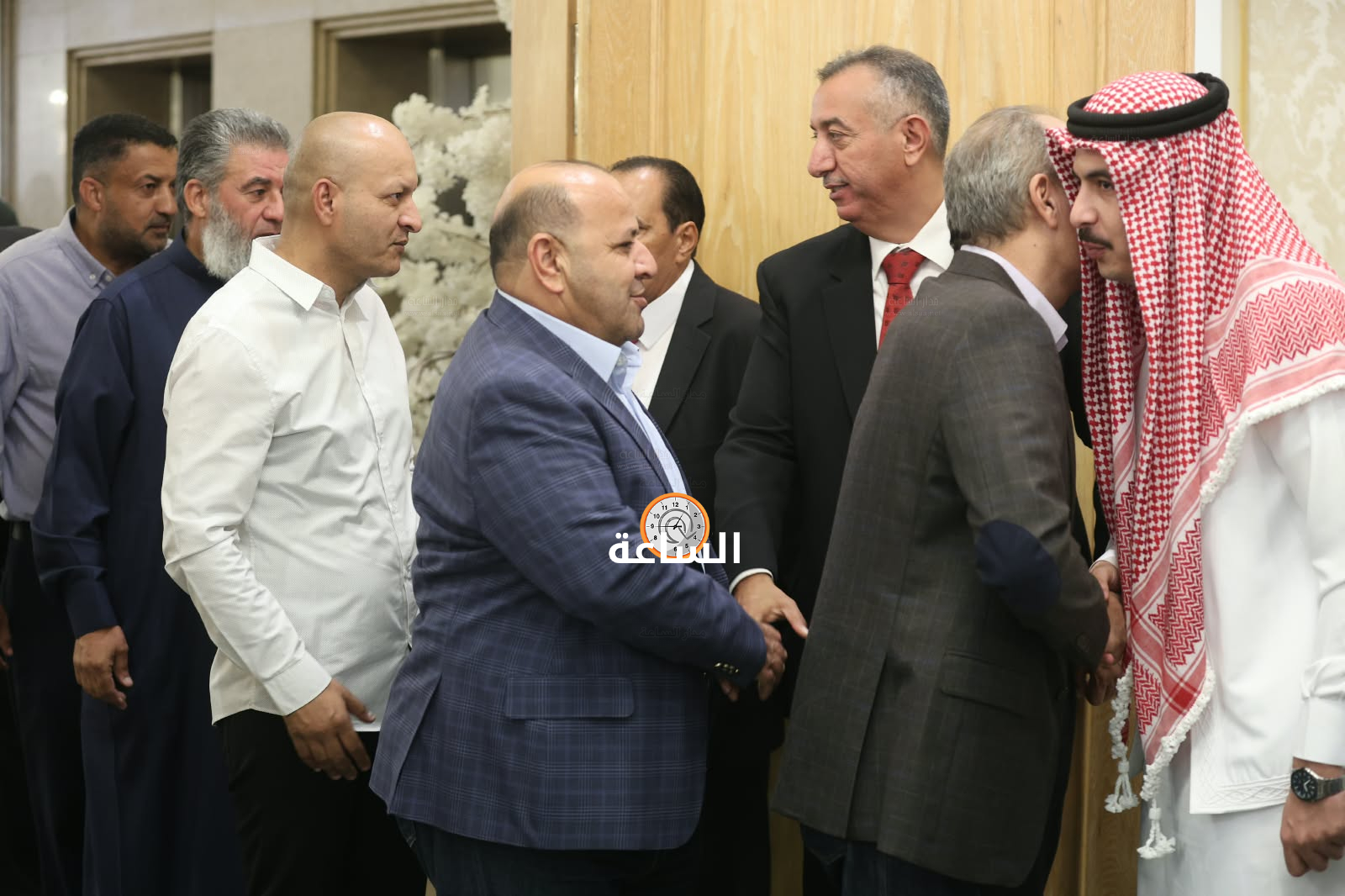Madar Al-Saa Images 0.9026643293362536