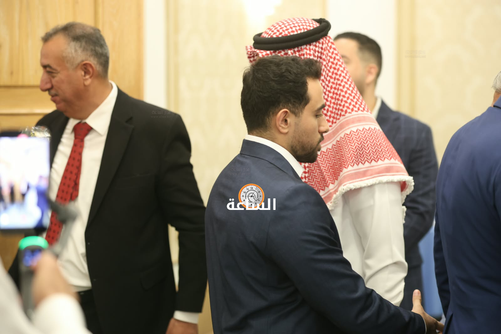Madar Al-Saa Images 0.5848937526823108