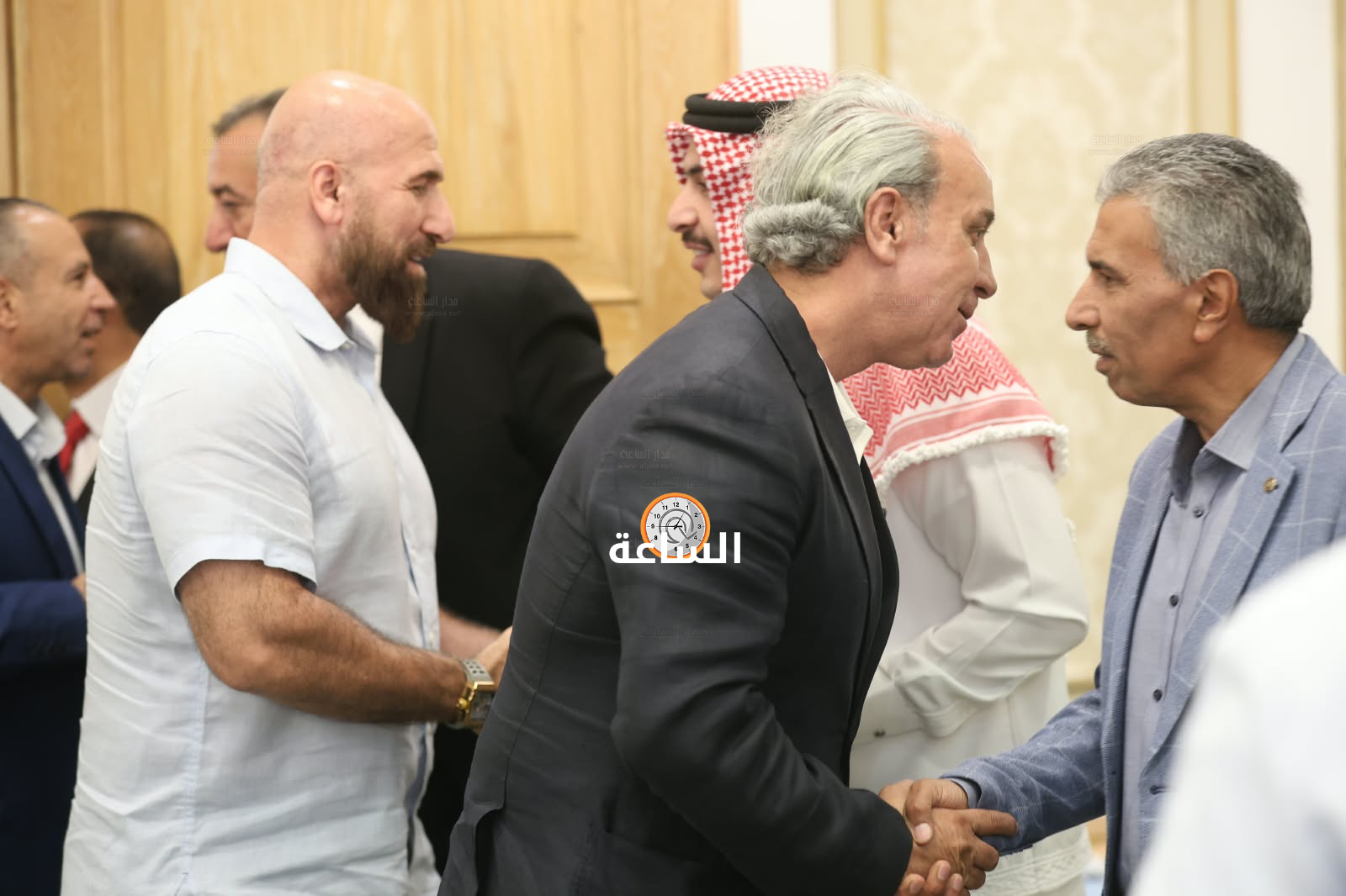 Madar Al-Saa Images 0.740367044633105
