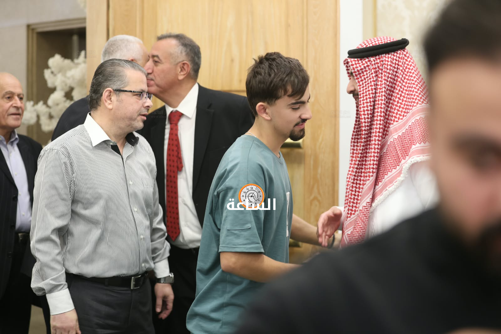 Madar Al-Saa Images 0.7209942175559722