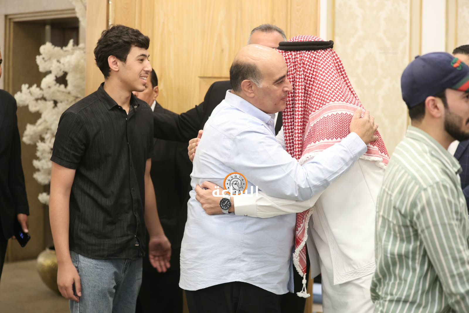 Madar Al-Saa Images 0.8084524021455007
