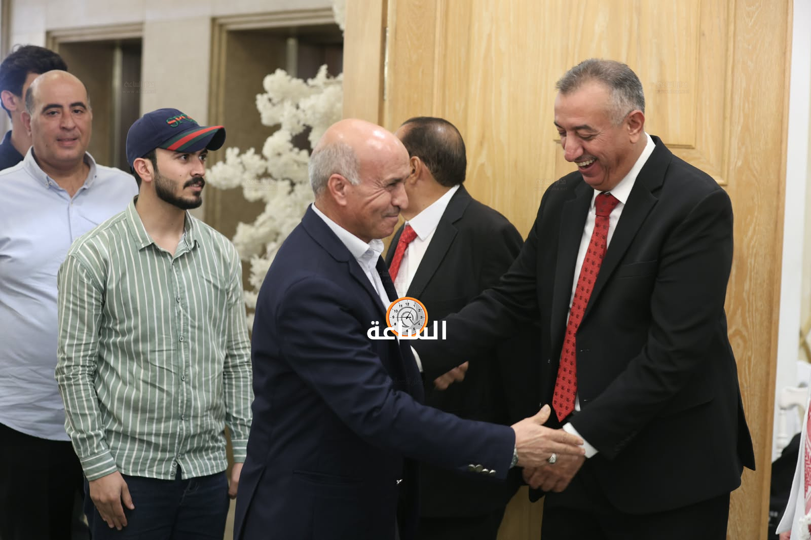 Madar Al-Saa Images 0.8034035296863077