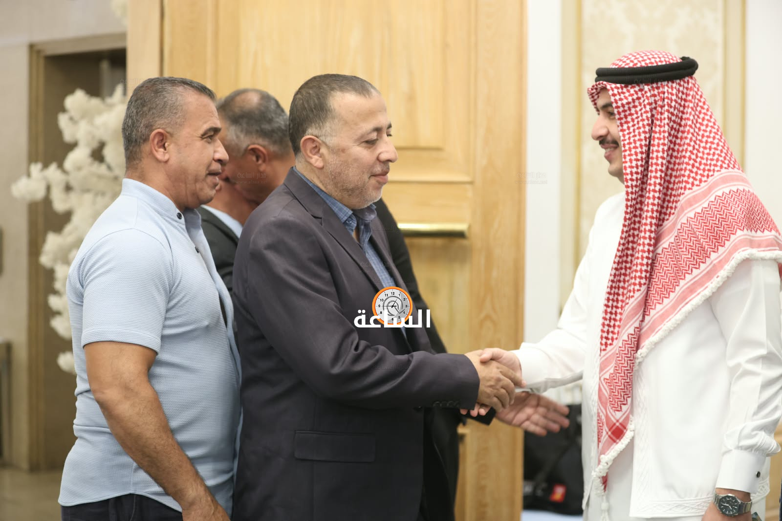 Madar Al-Saa Images 0.7851383073510133