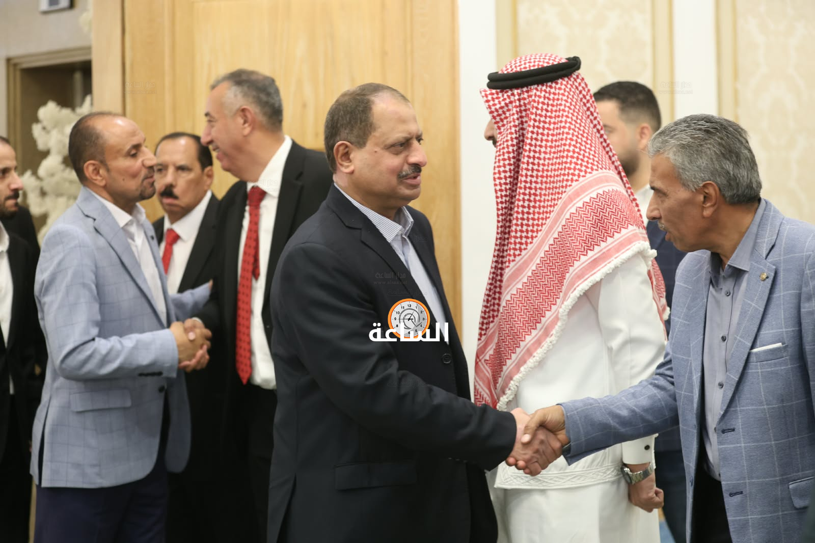 Madar Al-Saa Images 0.01327407119340207