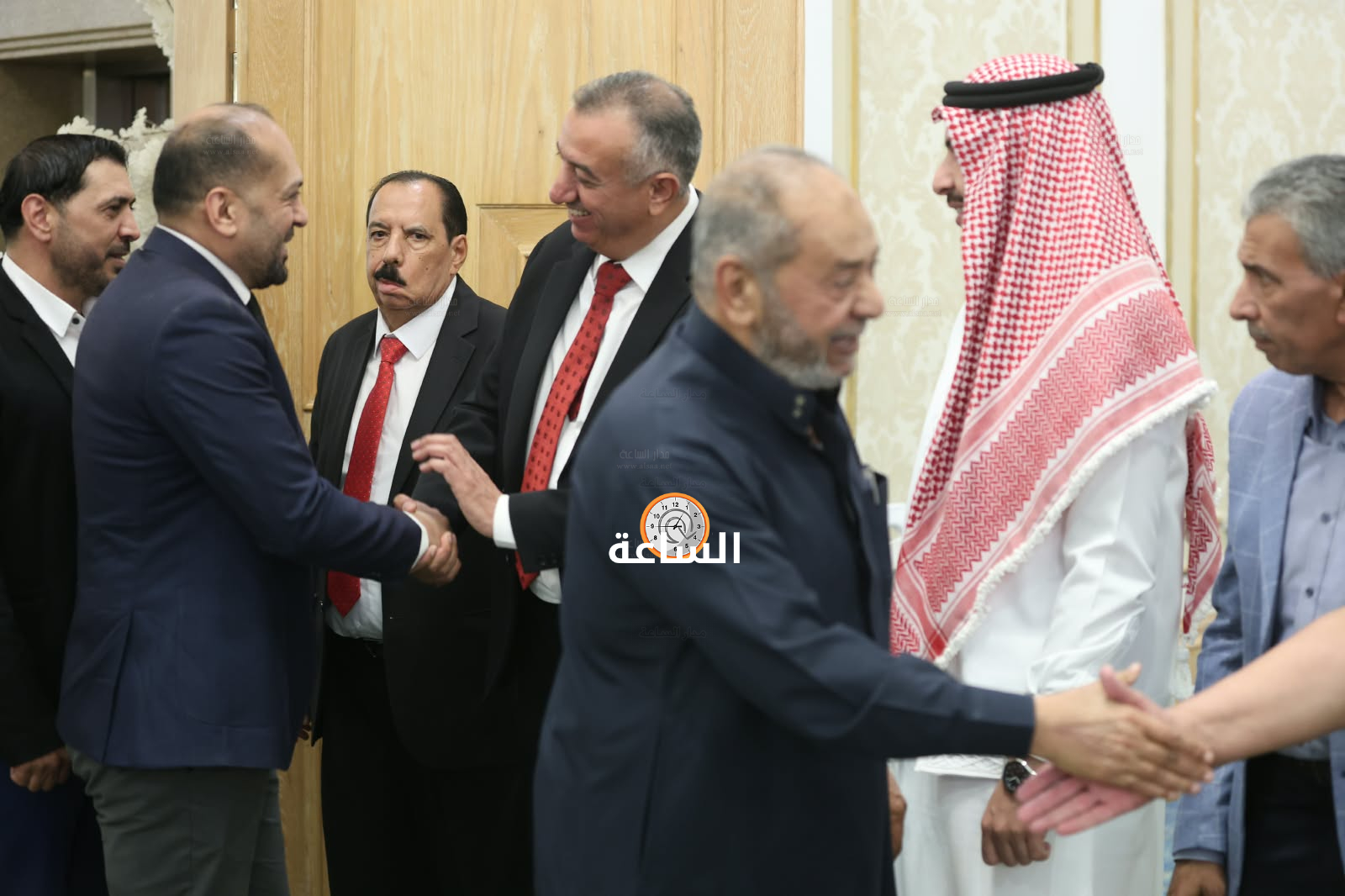 Madar Al-Saa Images 0.8189651215652922