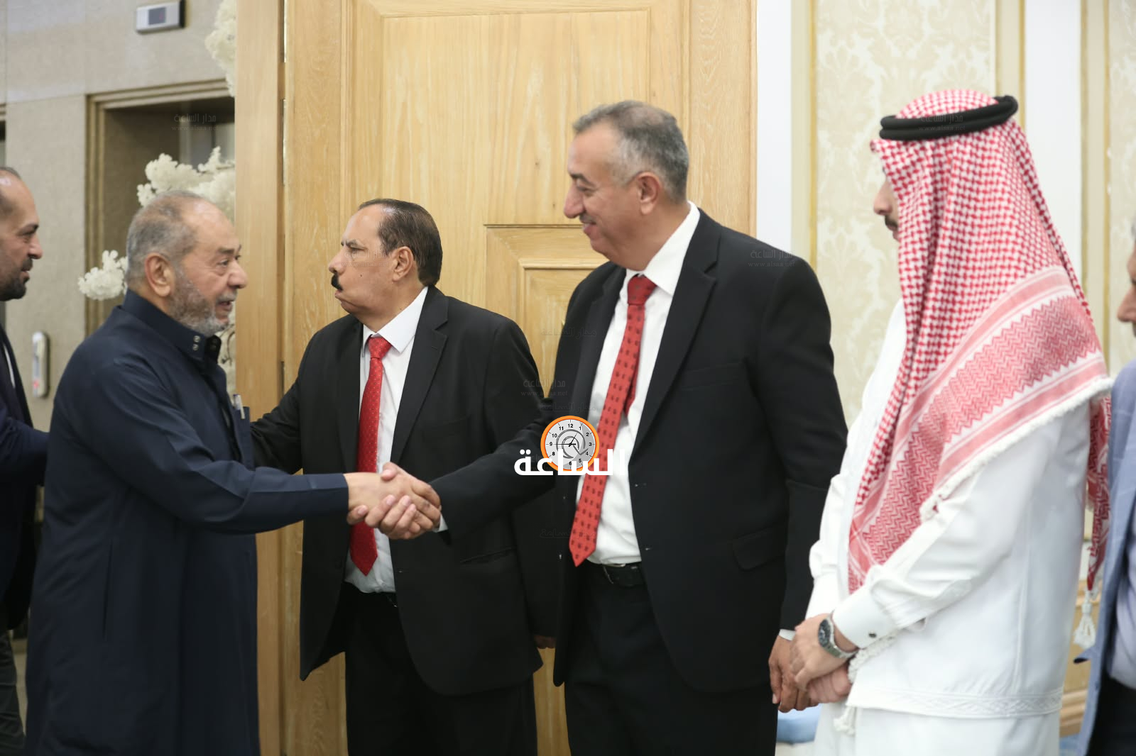 Madar Al-Saa Images 0.7546255817899671