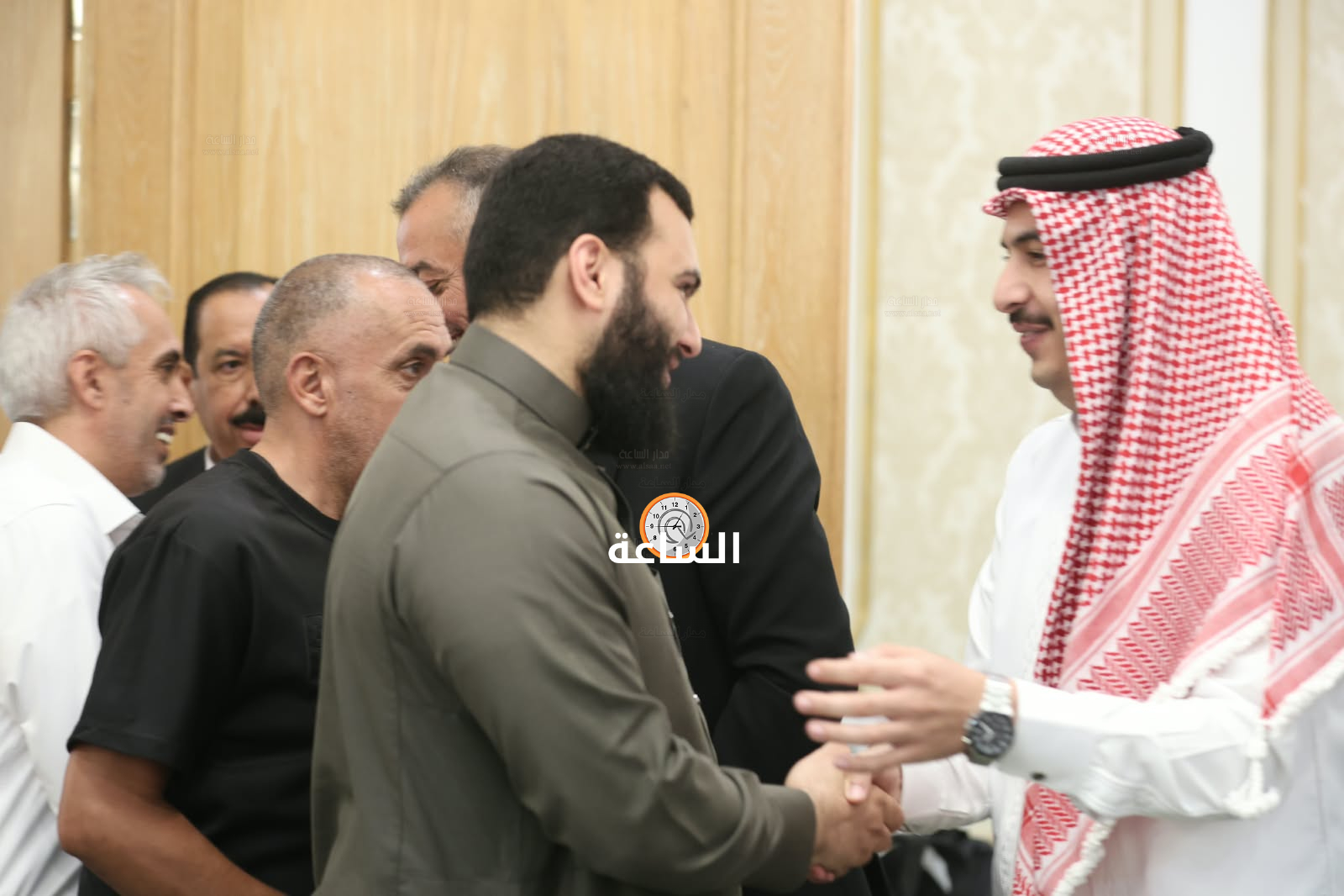 Madar Al-Saa Images 0.1549331981998754
