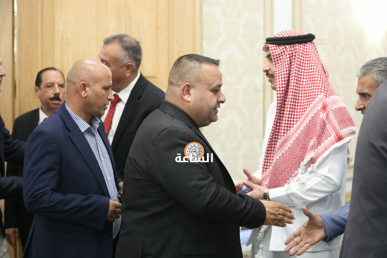 Madar Al-Saa Images 0.03421686813013902