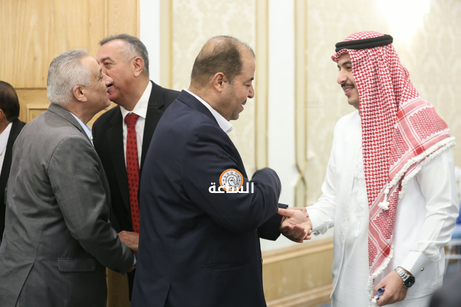 Madar Al-Saa Images 0.721165470250988