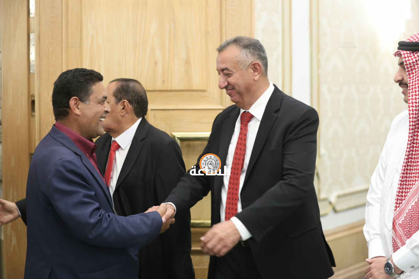 Madar Al-Saa Images 0.49410625039001366