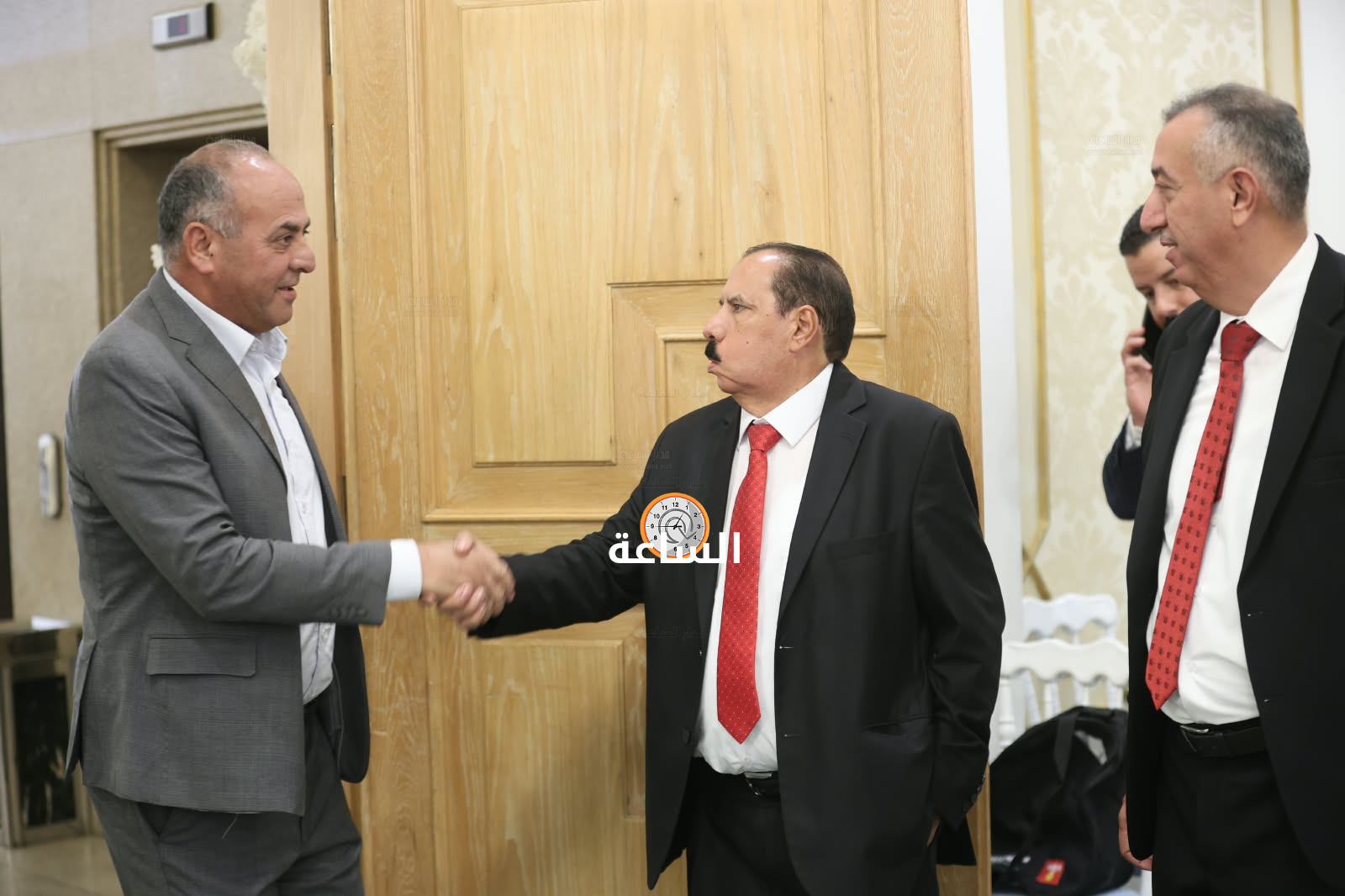 Madar Al-Saa Images 0.32065238996833967