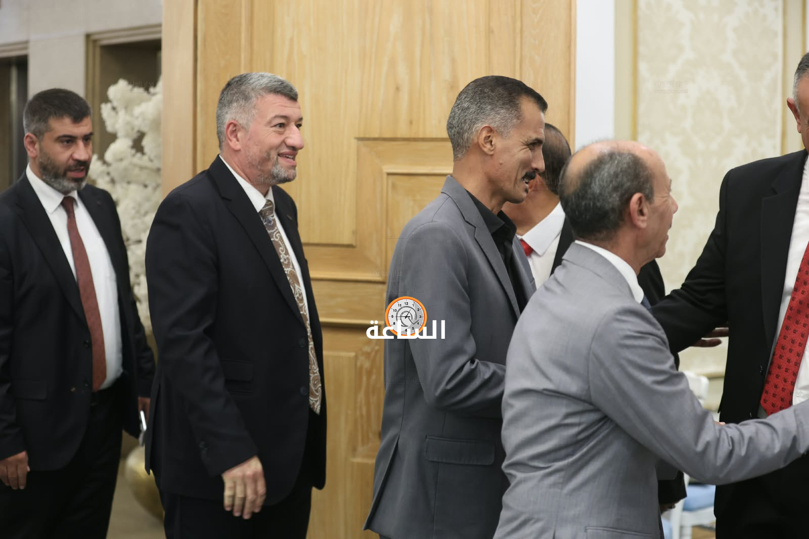 Madar Al-Saa Images 0.6424330087178884
