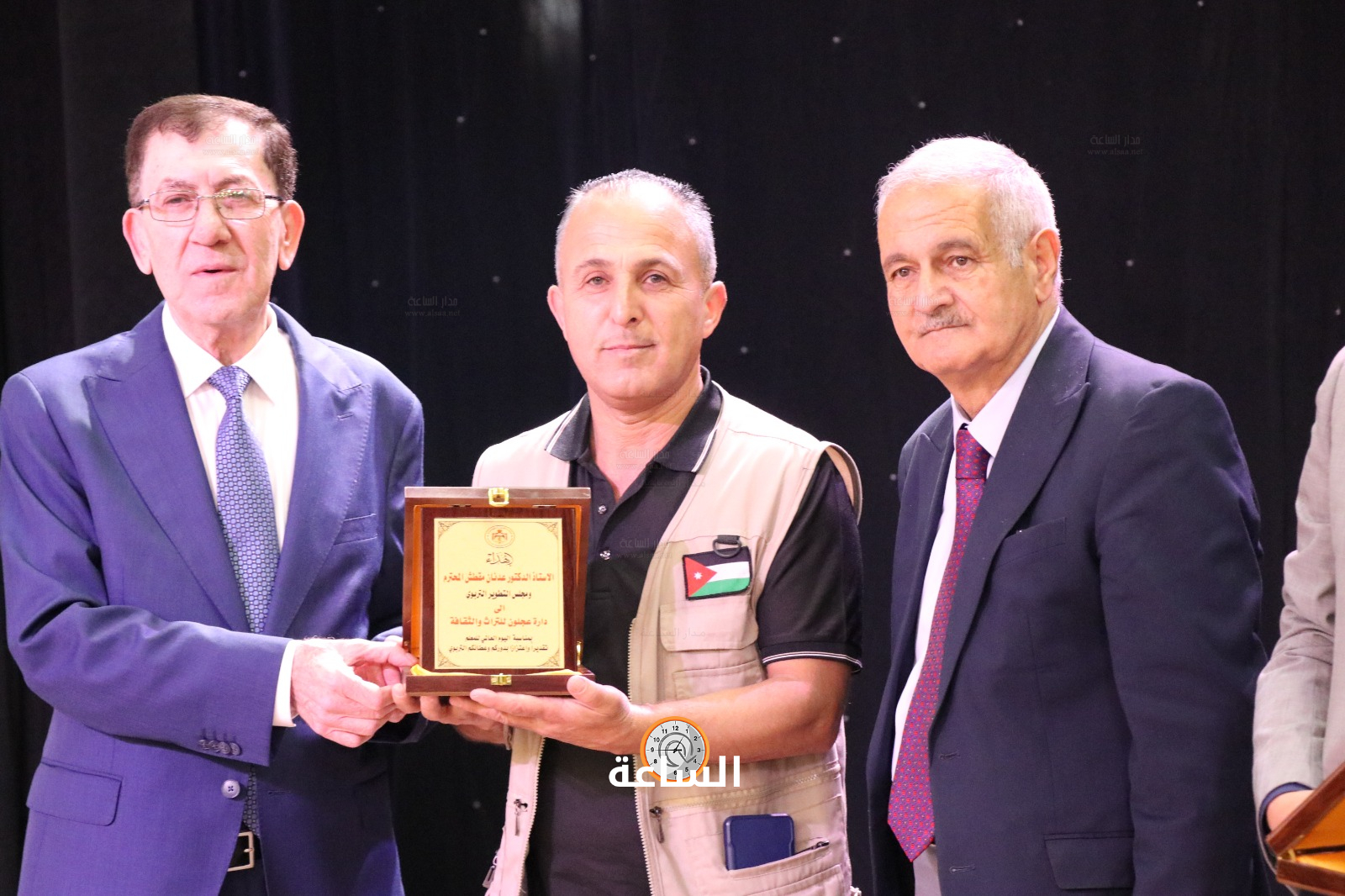 Madar Al-Saa Images 0.9041158065776818