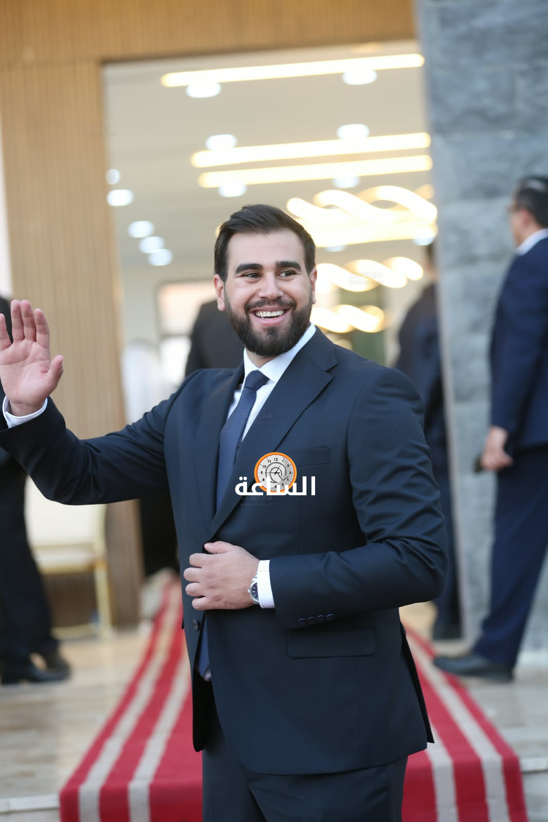 Madar Al-Saa Images 0.054660232564362476