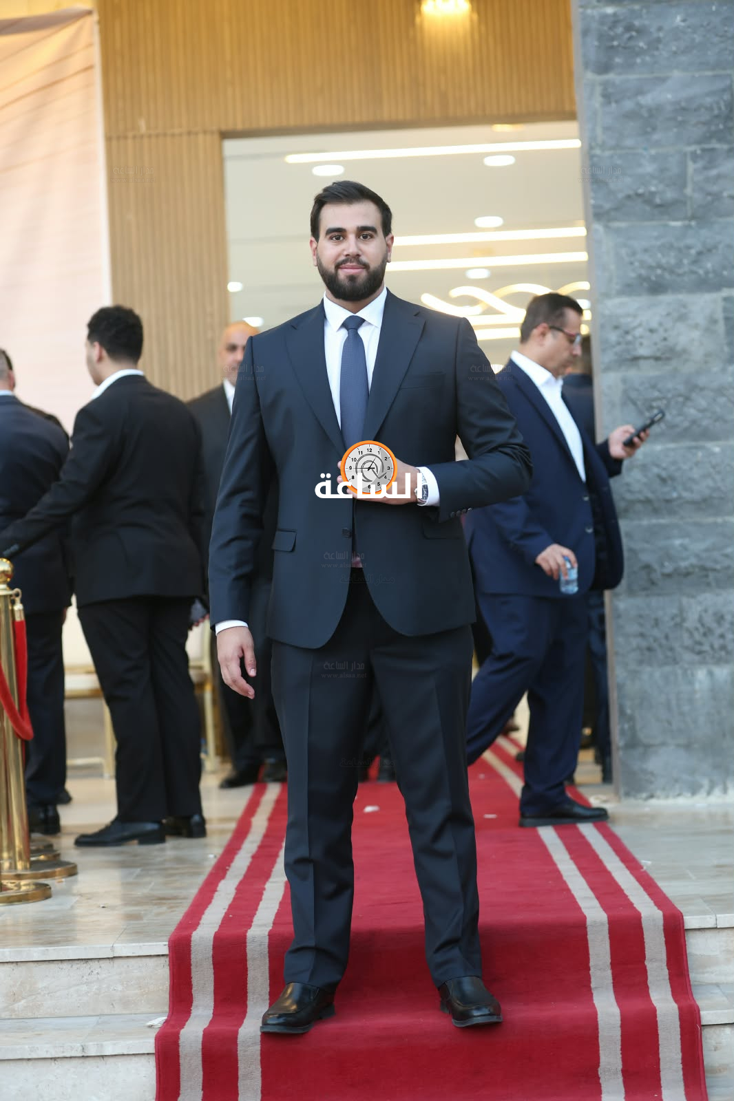 Madar Al-Saa Images 0.38043021758061035