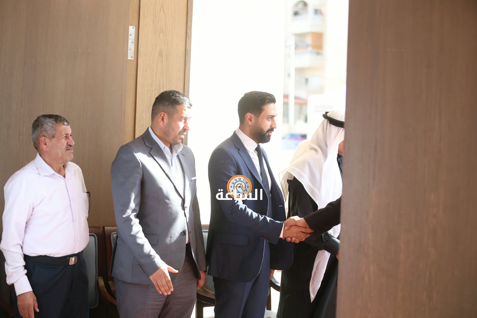 Madar Al-Saa Images 0.32341055150559417