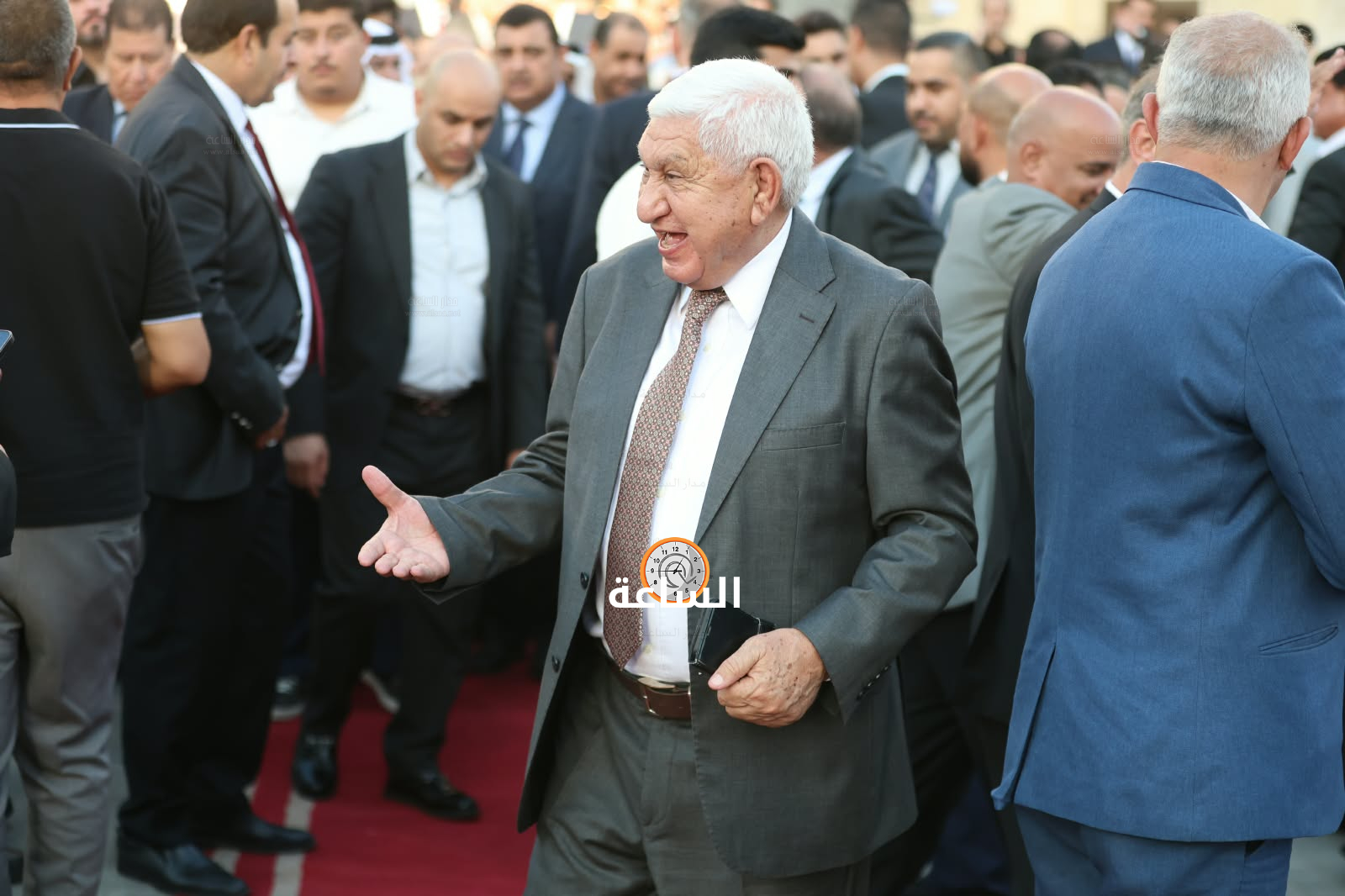 Madar Al-Saa Images 0.22561882075280315