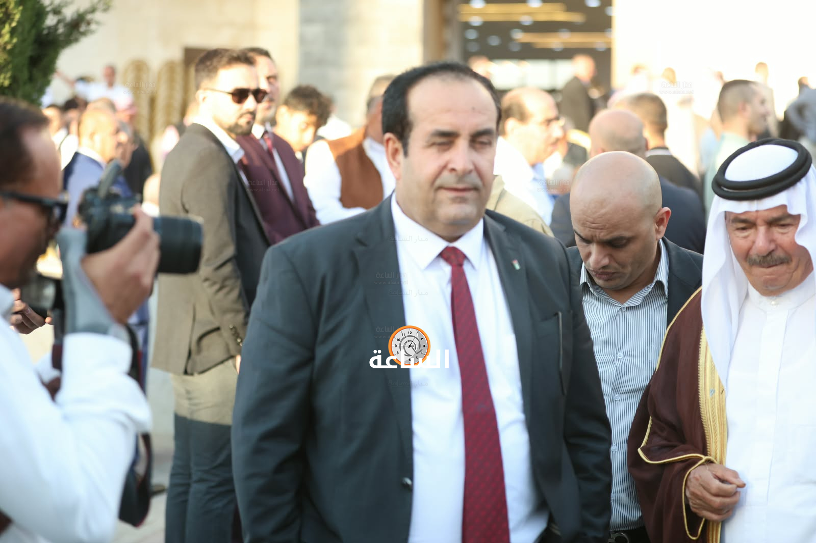 Madar Al-Saa Images 0.67475574329387