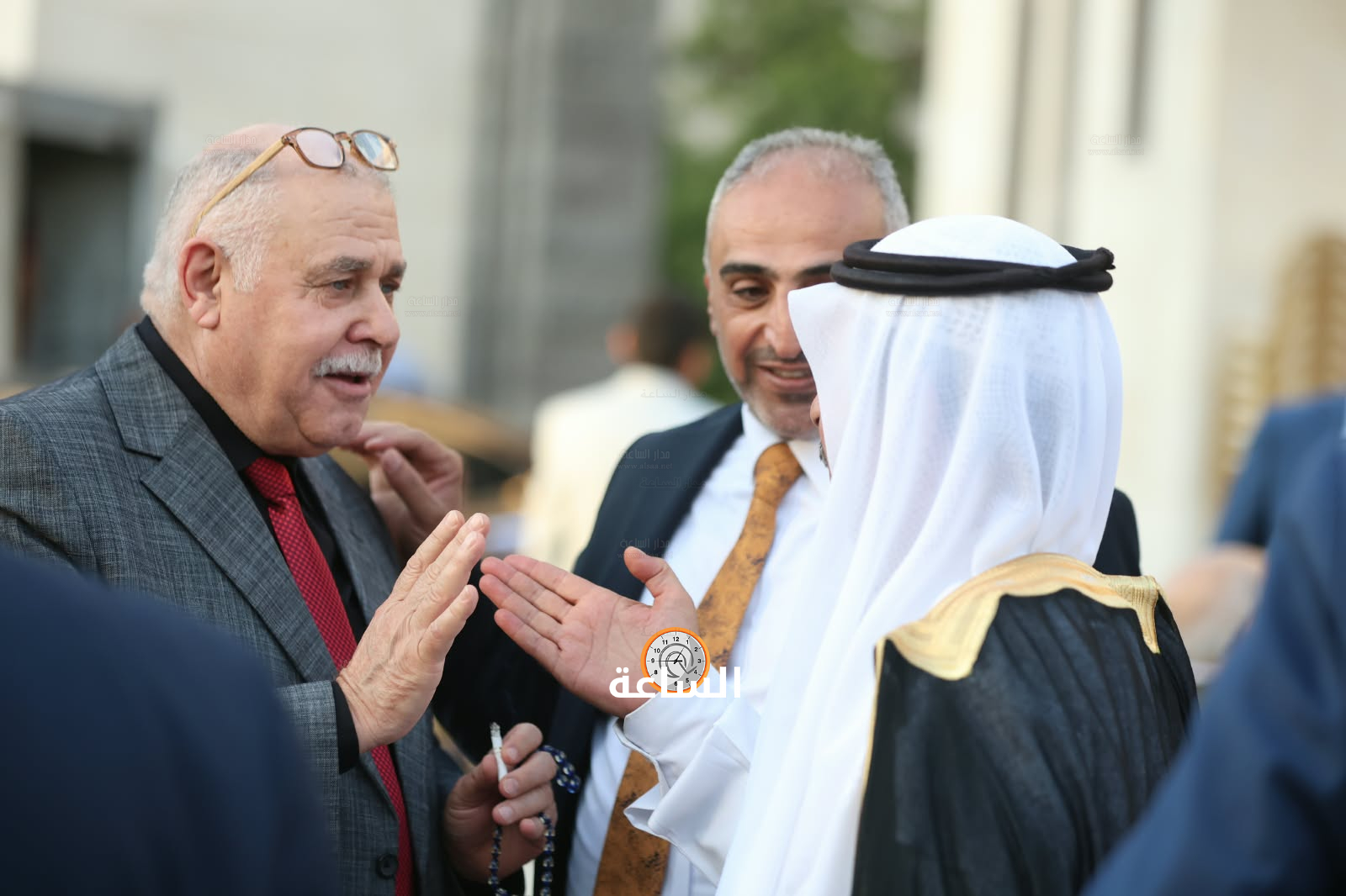 Madar Al-Saa Images 0.37450536576622173