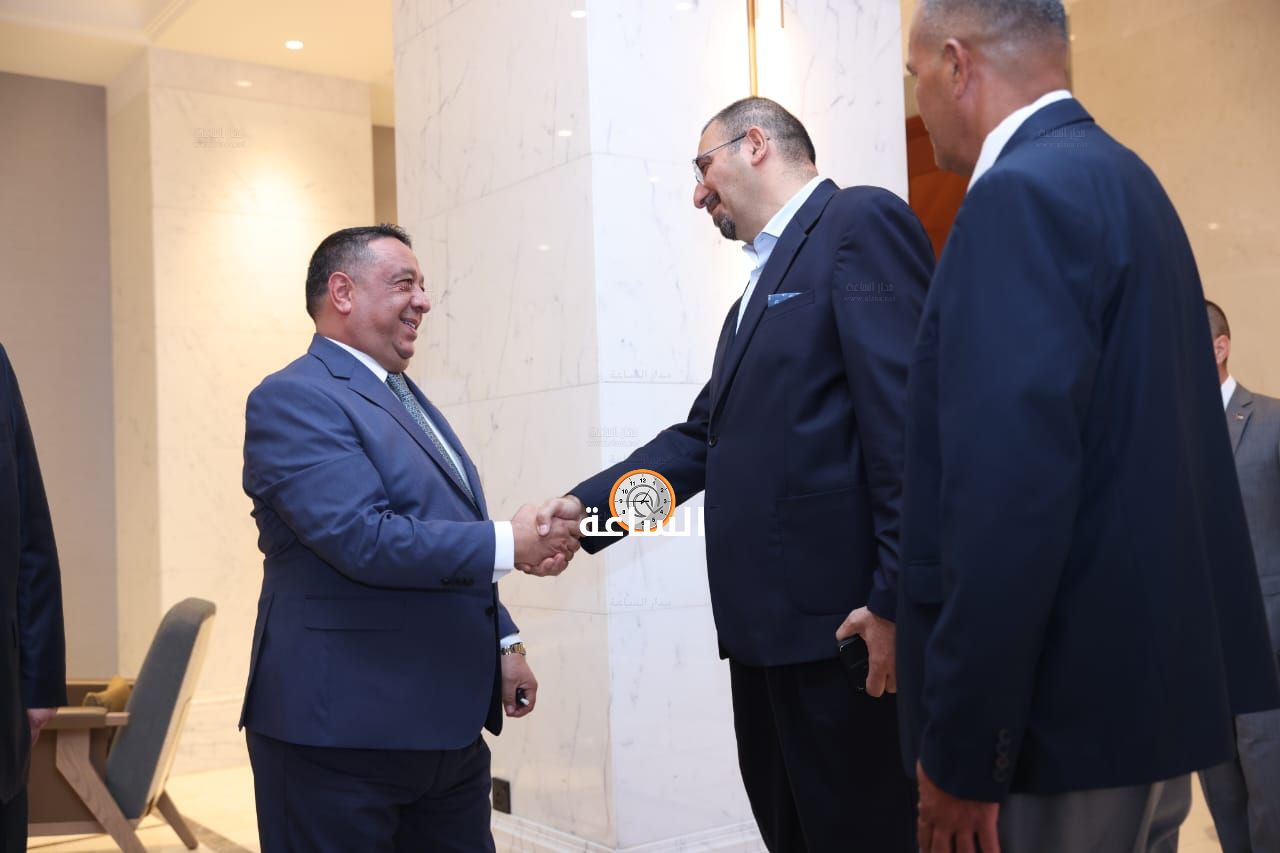 Madar Al-Saa Images 0.17583428635202858