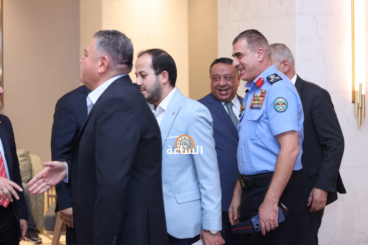 Madar Al-Saa Images 0.6247275334505187