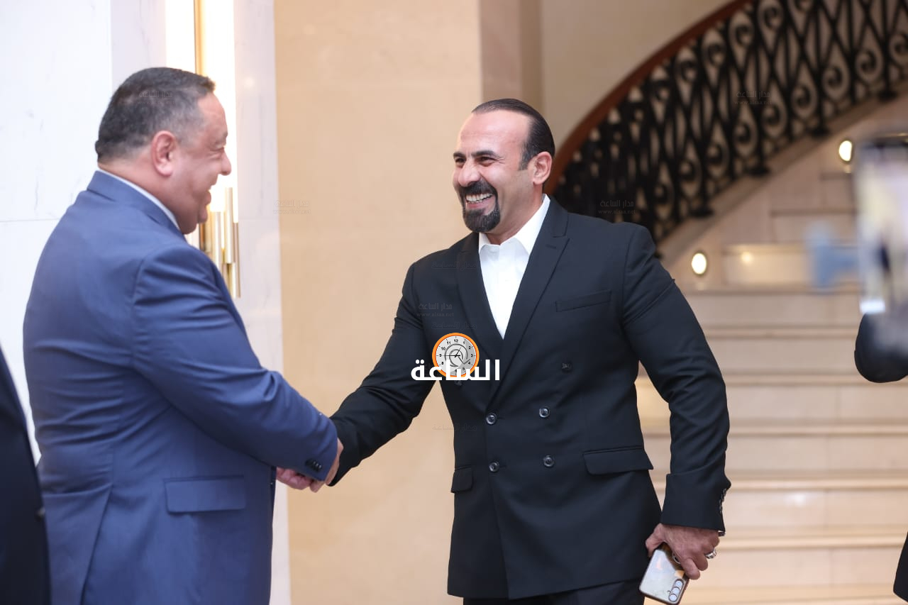 Madar Al-Saa Images 0.3465923441654235