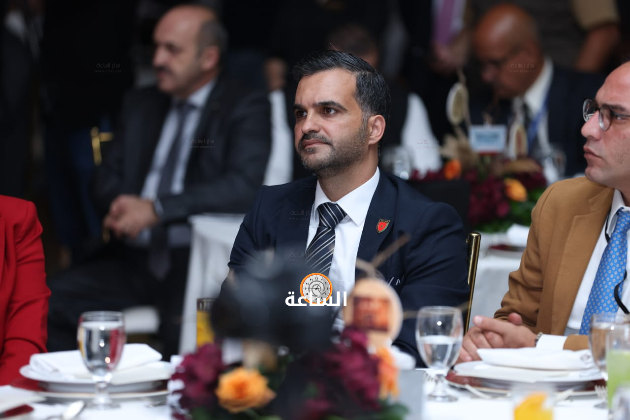 Madar Al-Saa Images 0.2606645443343196