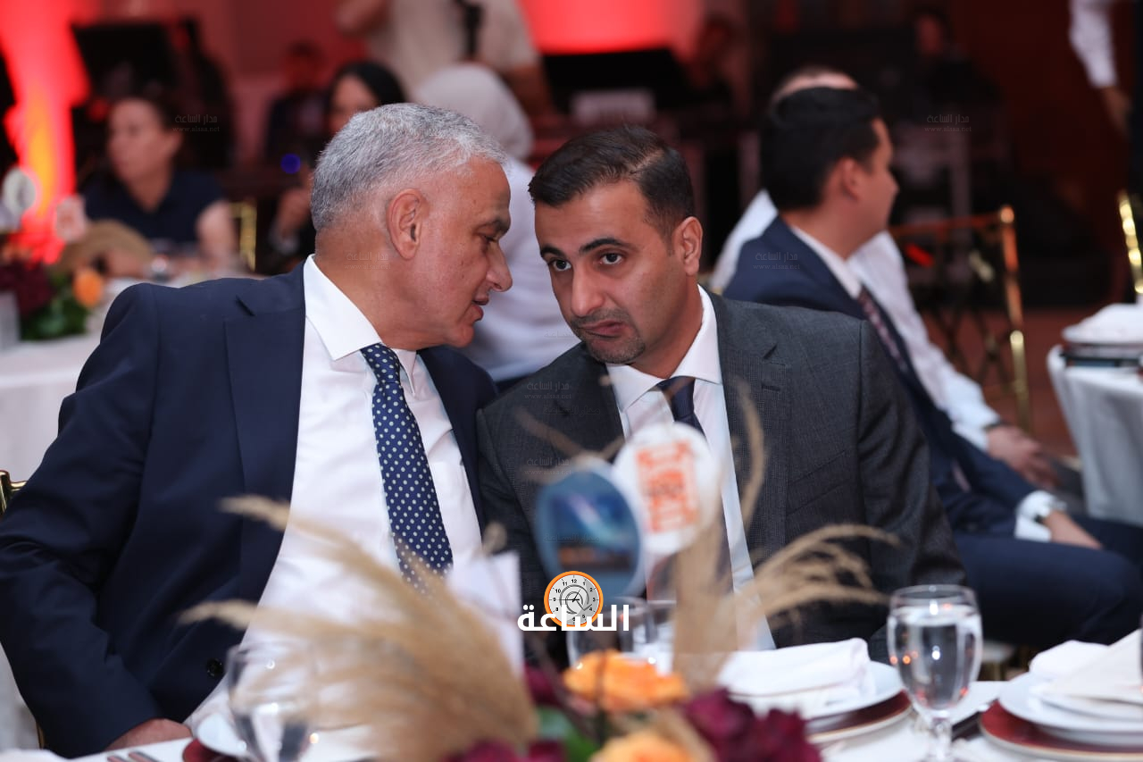 Madar Al-Saa Images 0.5360531216222071
