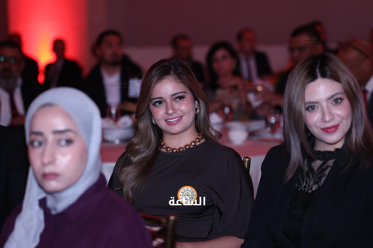 Madar Al-Saa Images 0.38409157787099324