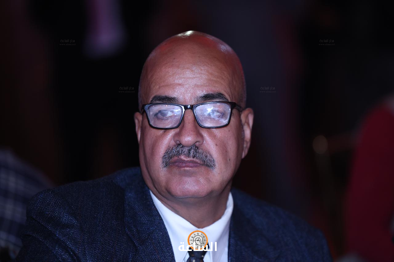 Madar Al-Saa Images 0.3710595453343789